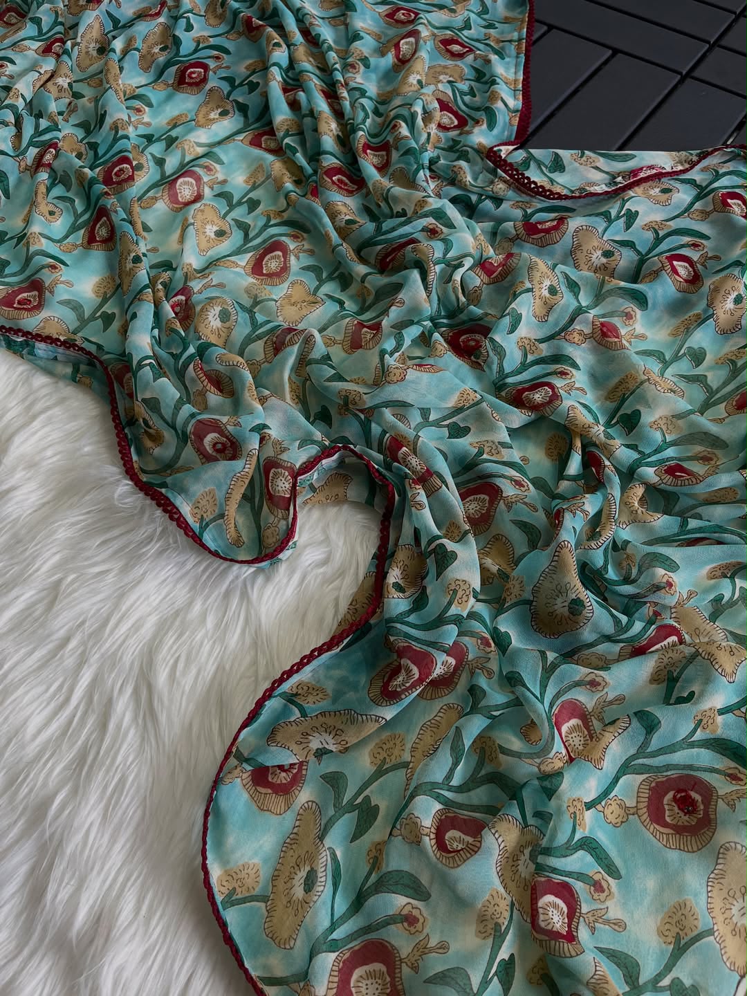 Pure butter georgette saree