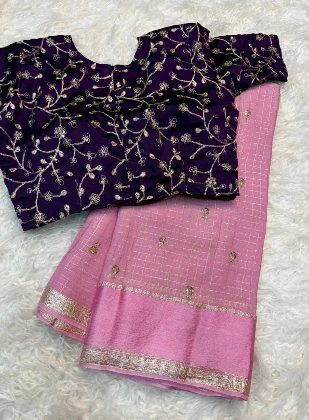 Surabhi- Viscose Georgette weaving checks saree