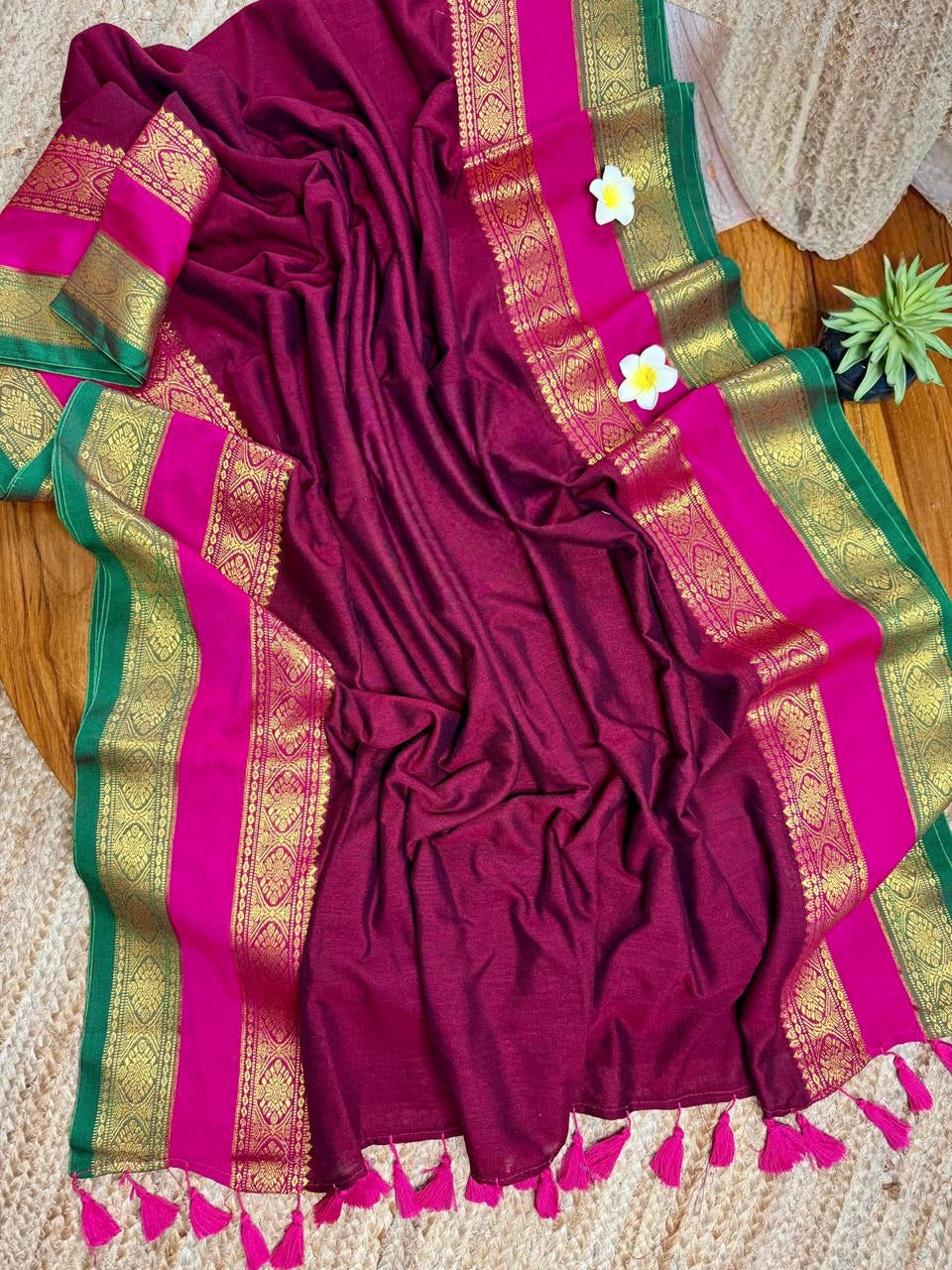 Mul cotton 120 courier zari boarder saree