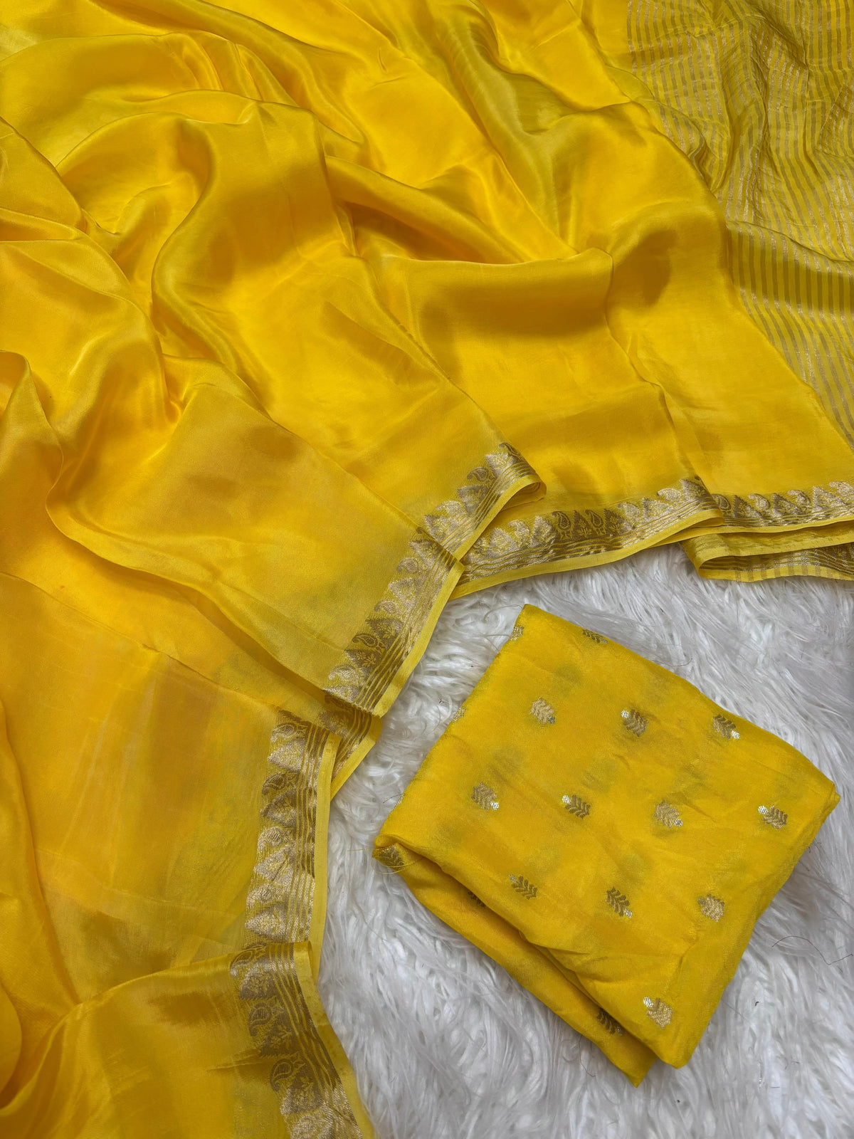 Viscose chinnon soft saree