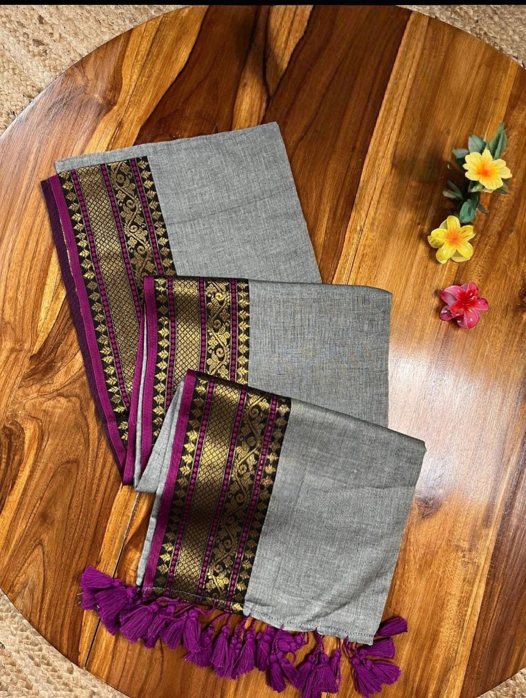 Mul cotton 120 courier zari boarder saree