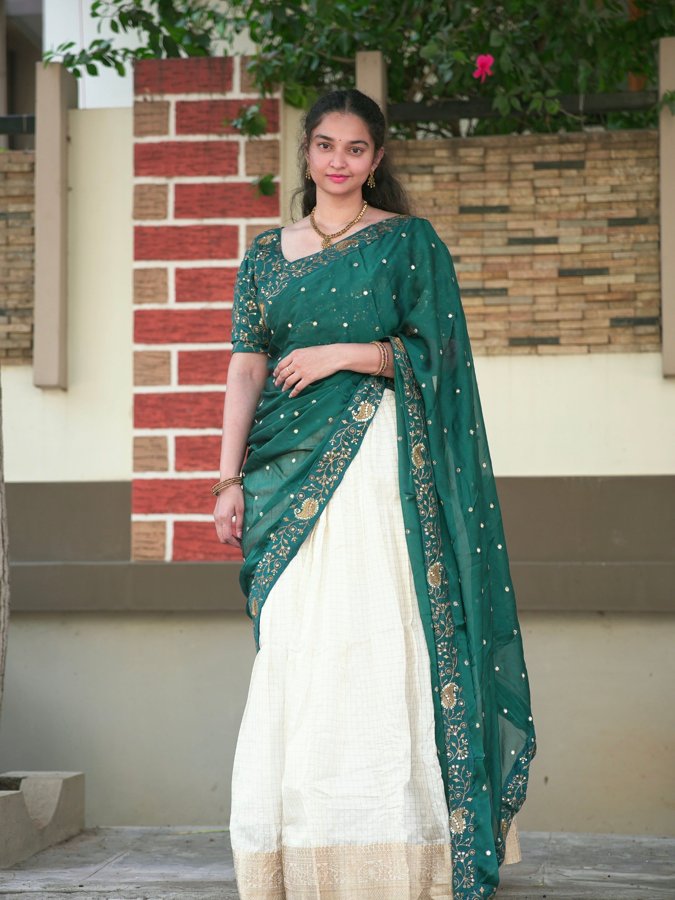 Kanakavalli Checks Halfsaree