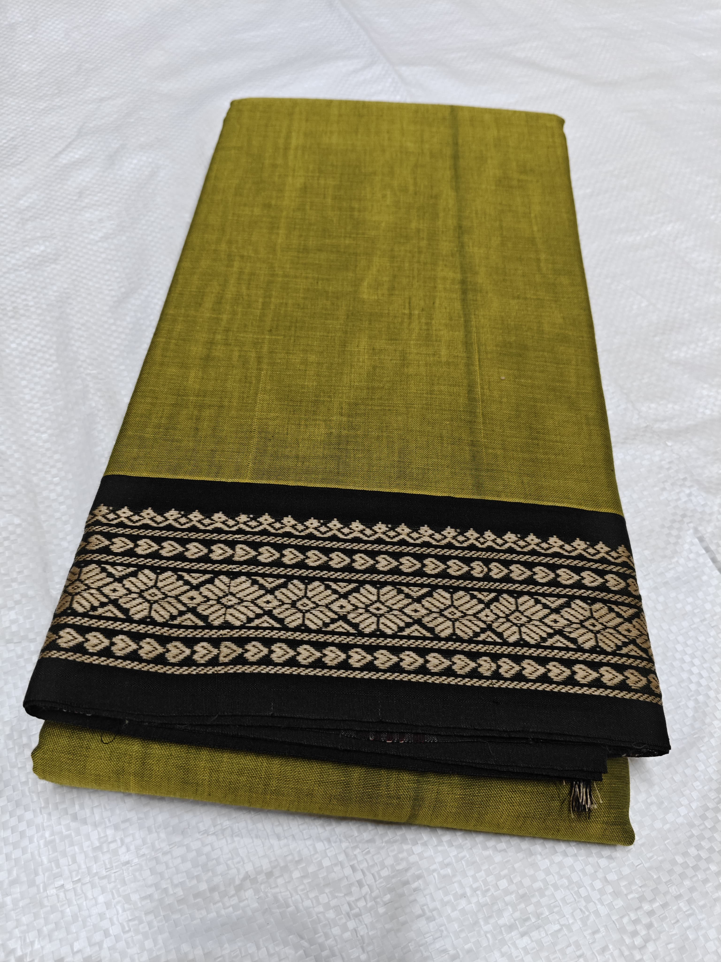 Narayanapeta floral boarder saree
