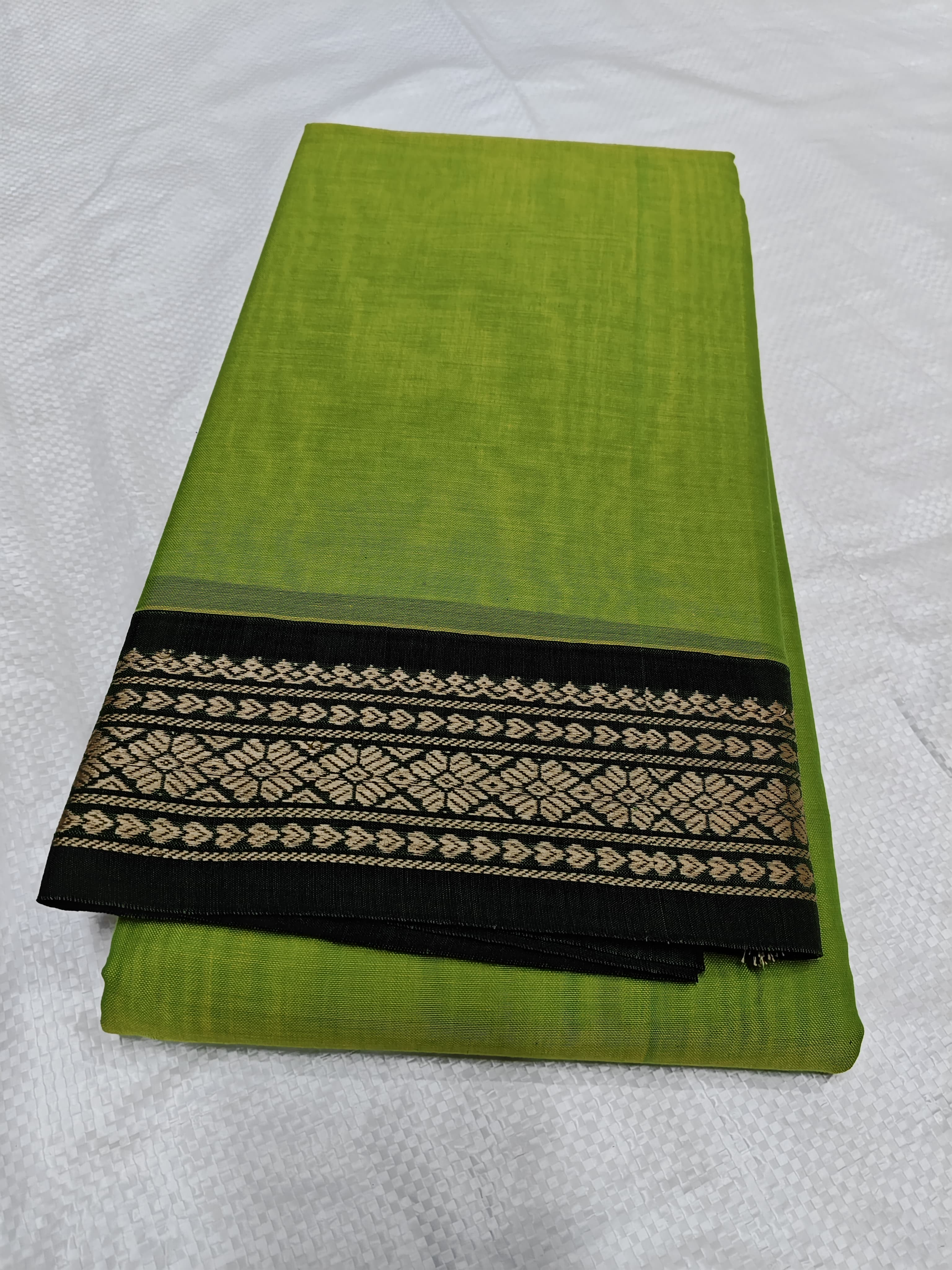 Narayanapeta floral boarder saree
