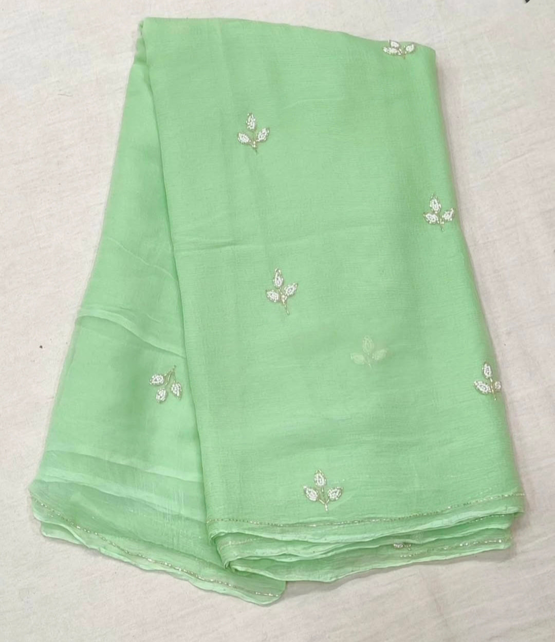 Soft chiffon saree leaf pattern