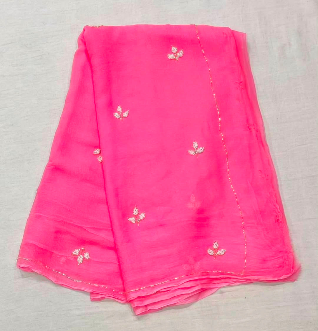 Soft chiffon saree leaf pattern
