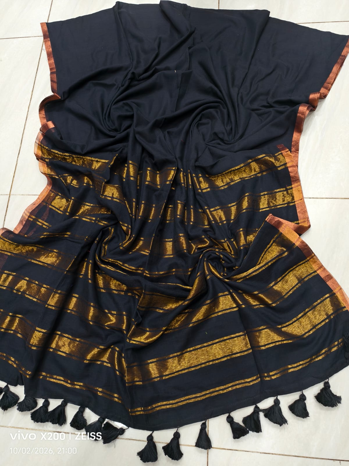 Pure mul cotton zari stripes with tassels saree