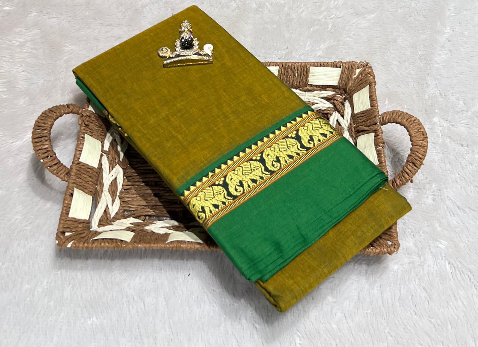 Narayanpeta Mercerised Cotton elephant gap boarder