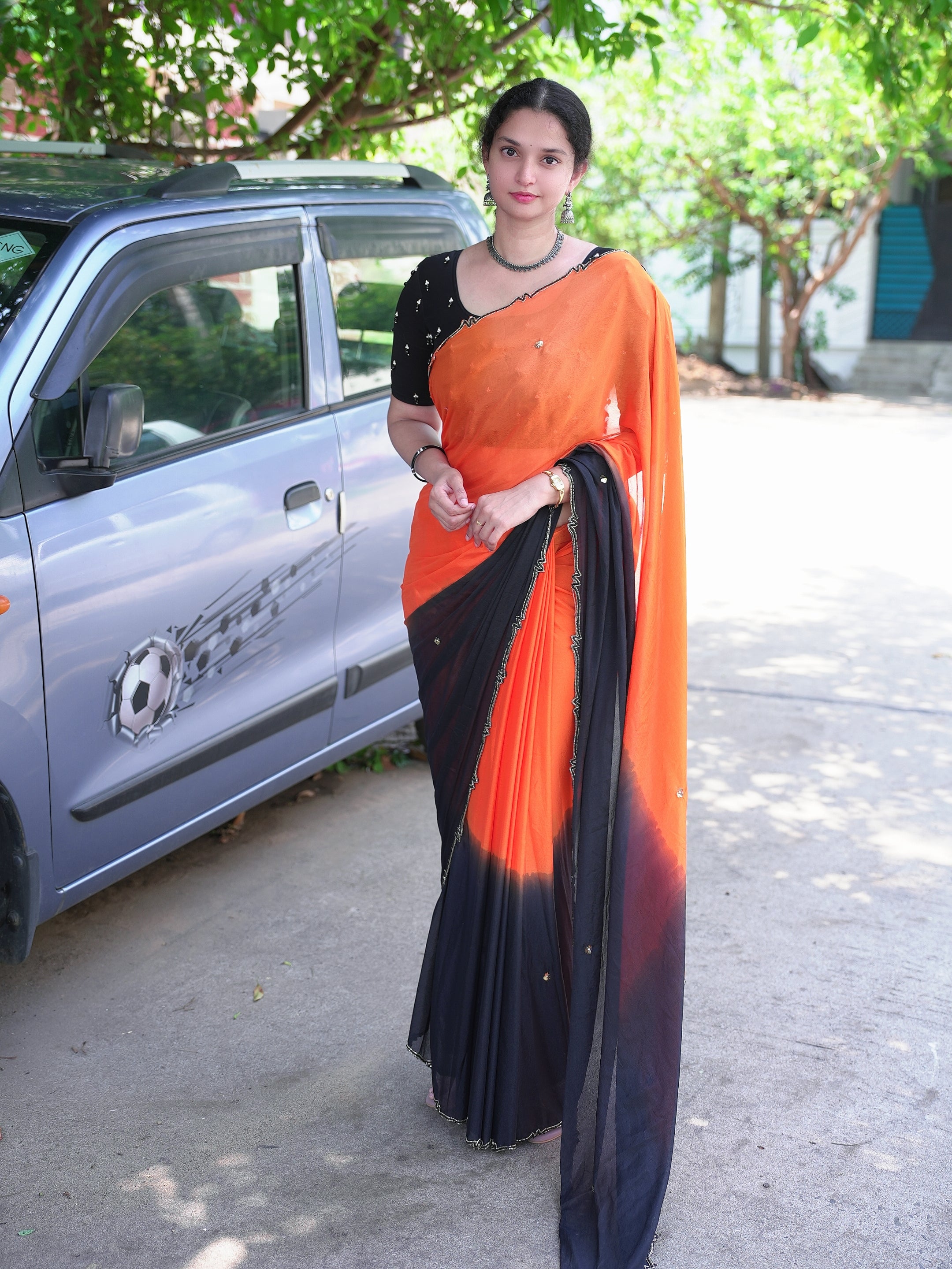 Kajal agarwal inspired chinnon 2 shade saree