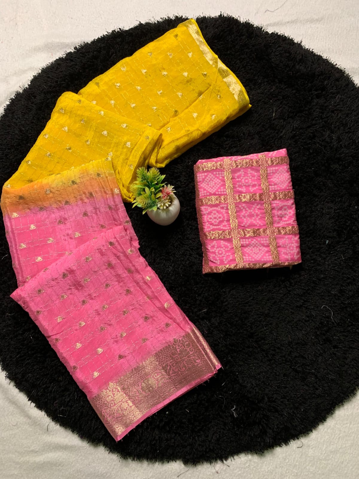Pure Viscose Chinnon Saree with bandini Blouse