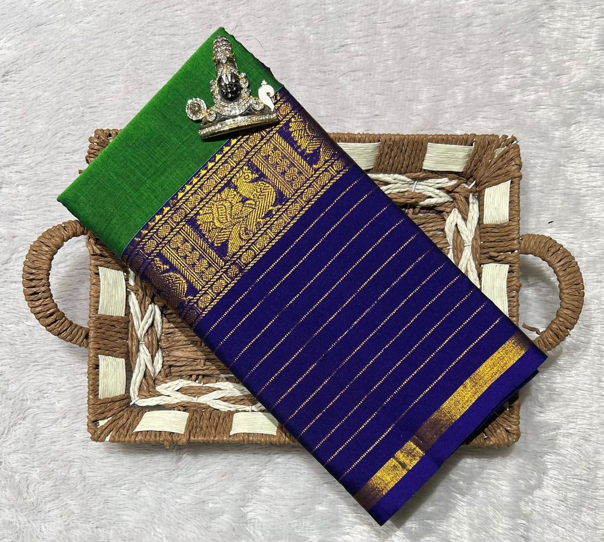 Narayanpeta gap boarder saree