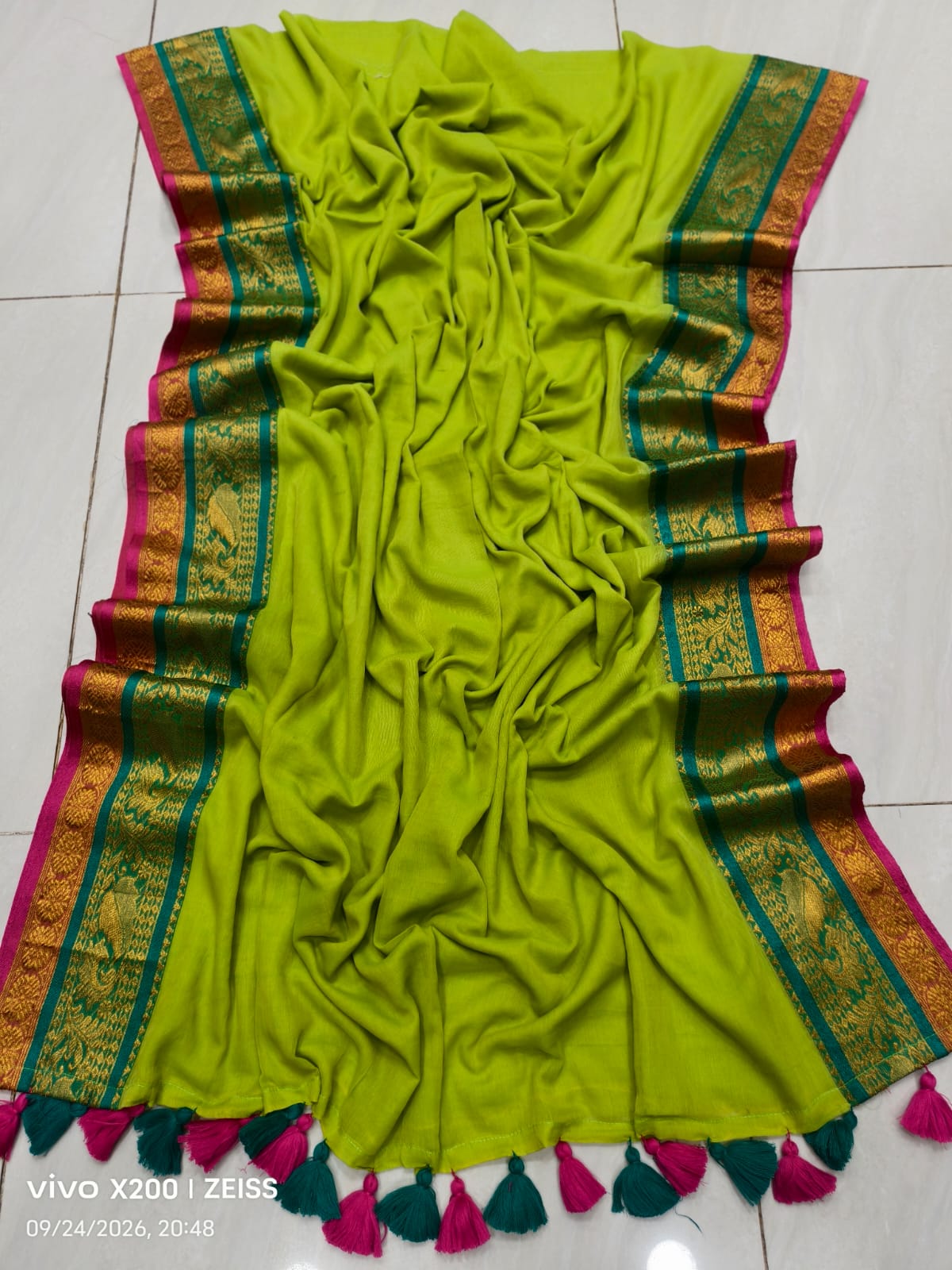 Mul cotton 120 courier zari boarder saree