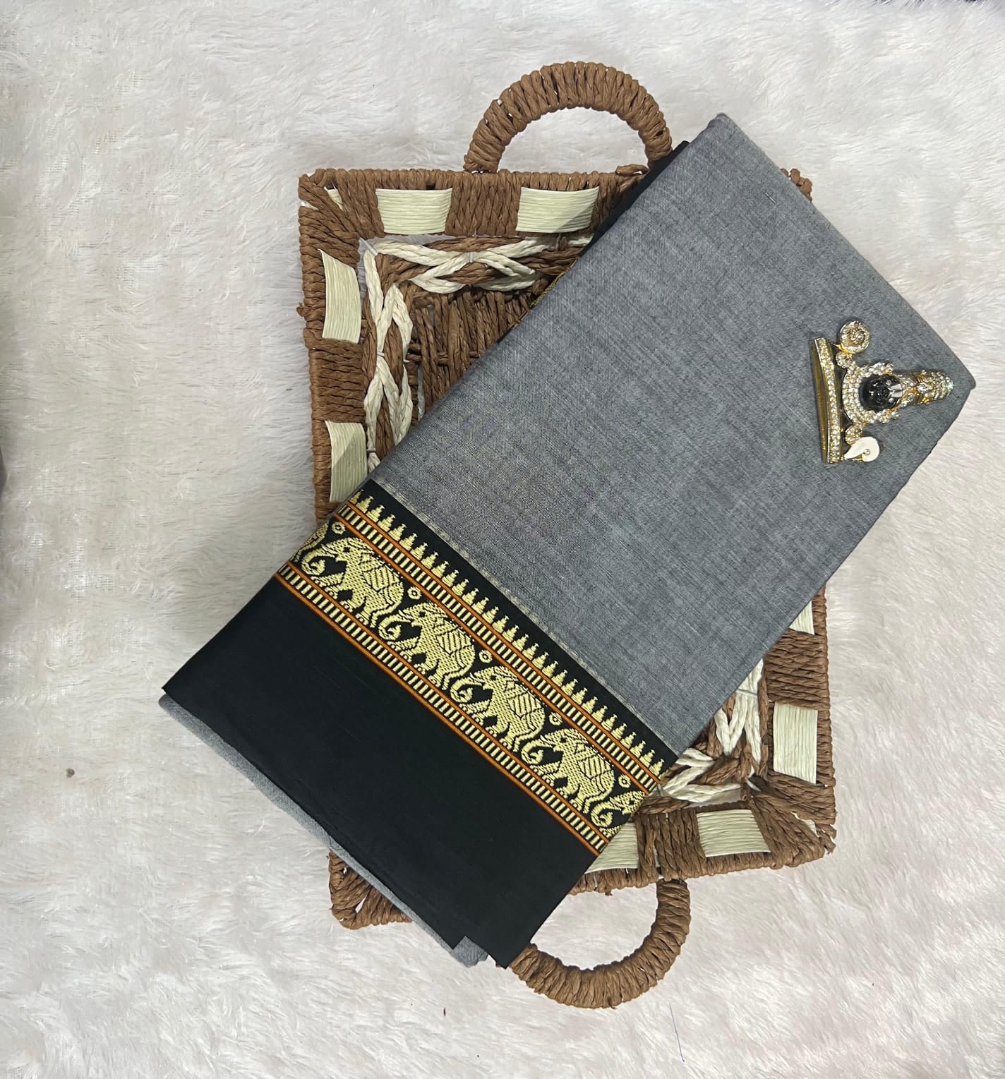 Narayanpeta Mercerised Cotton elephant gap boarder