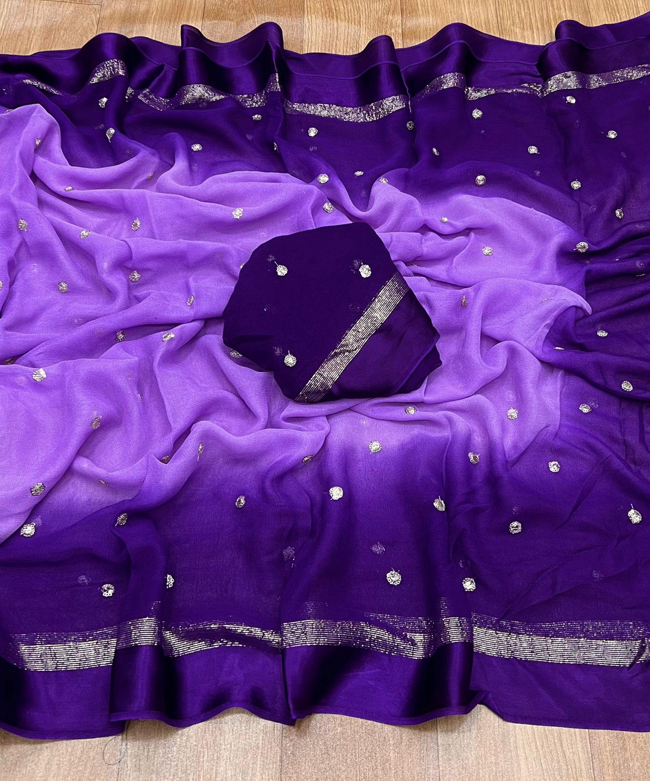 Viscose georgette Dual shade saree