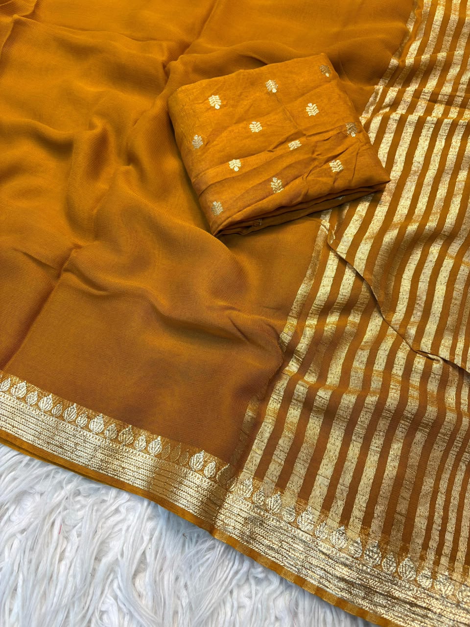 Viscose georgette single shade soft saree