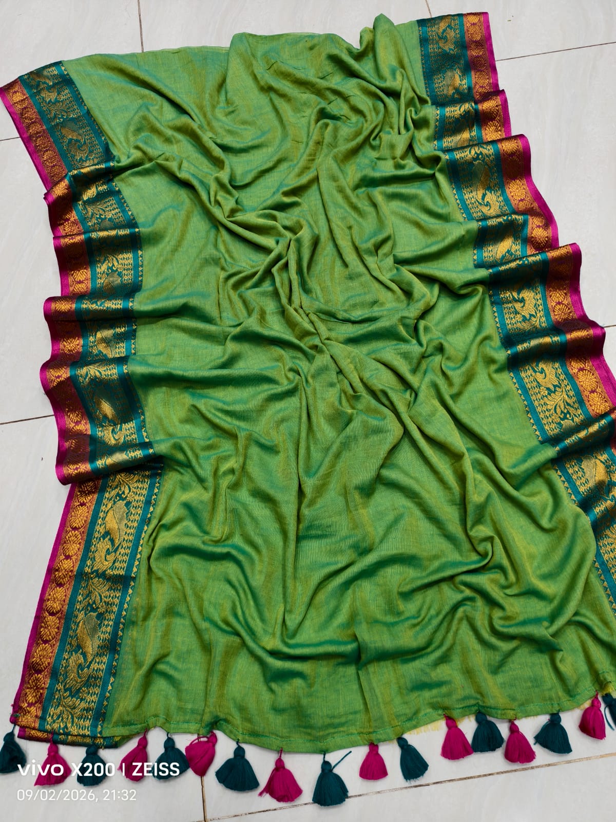 Mul cotton 120 courier zari boarder saree
