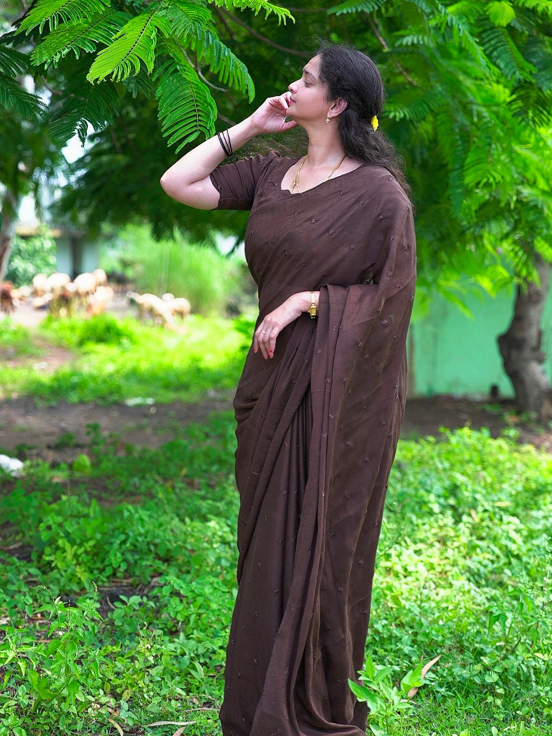 Coffee crush original beads buttis saree