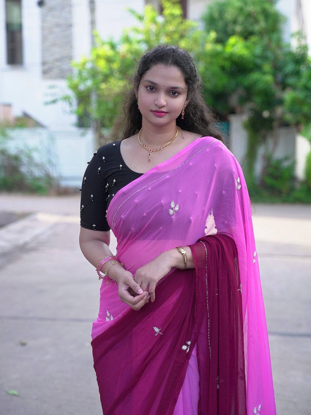 Chiffon leaf pattern dual shade saree