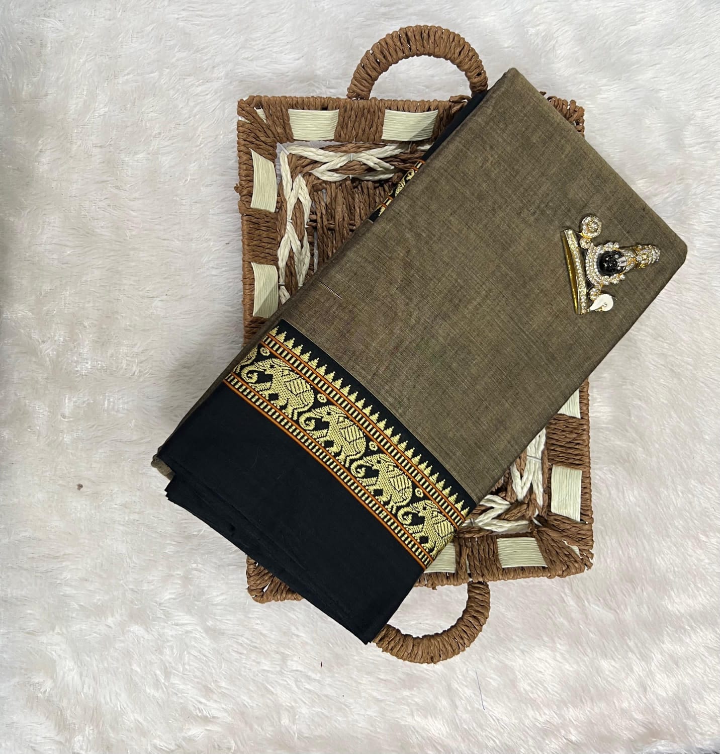 Narayanpeta Mercerised Cotton elephant gap boarder