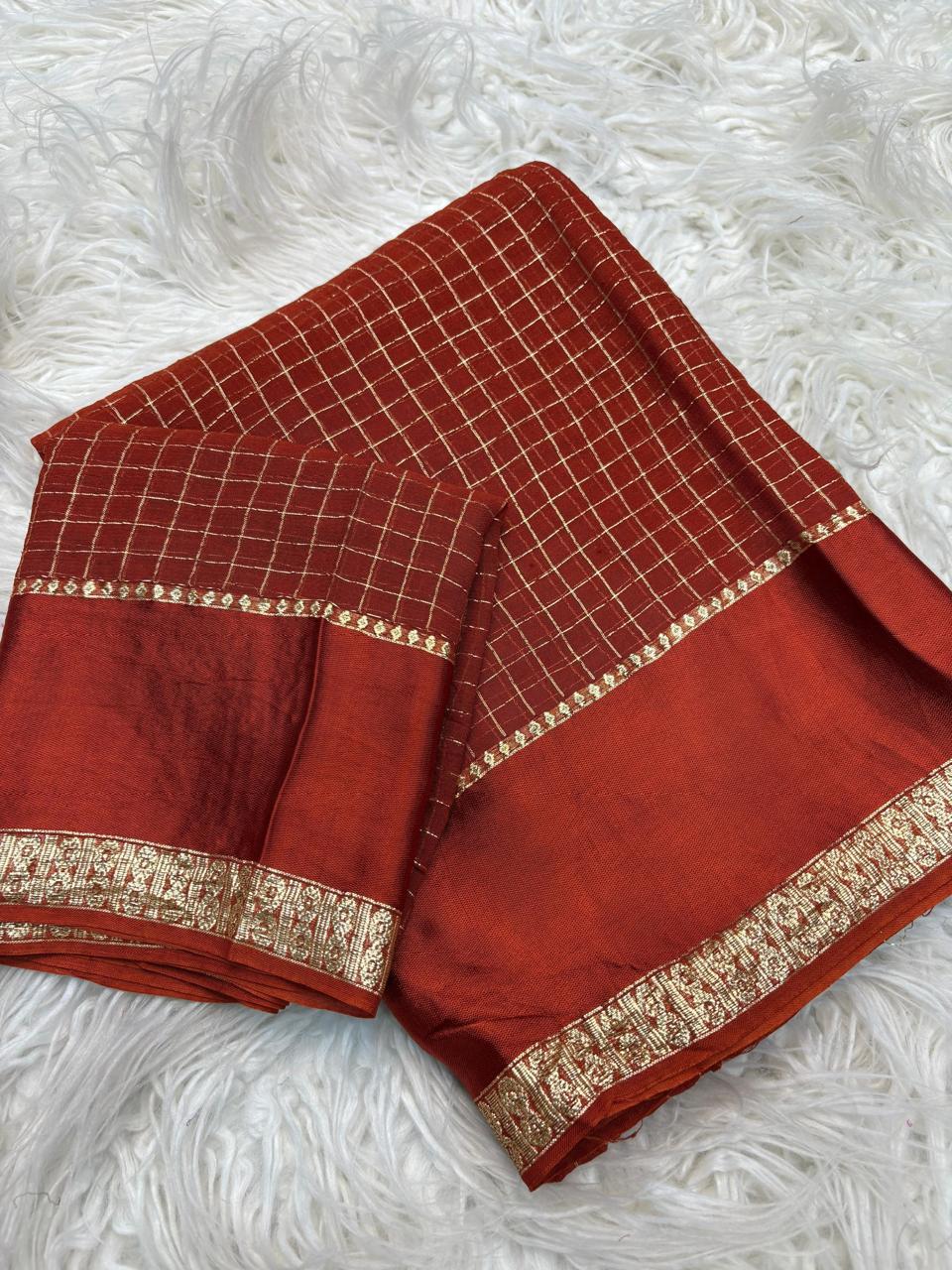 Viscose georgette vintage checks saree