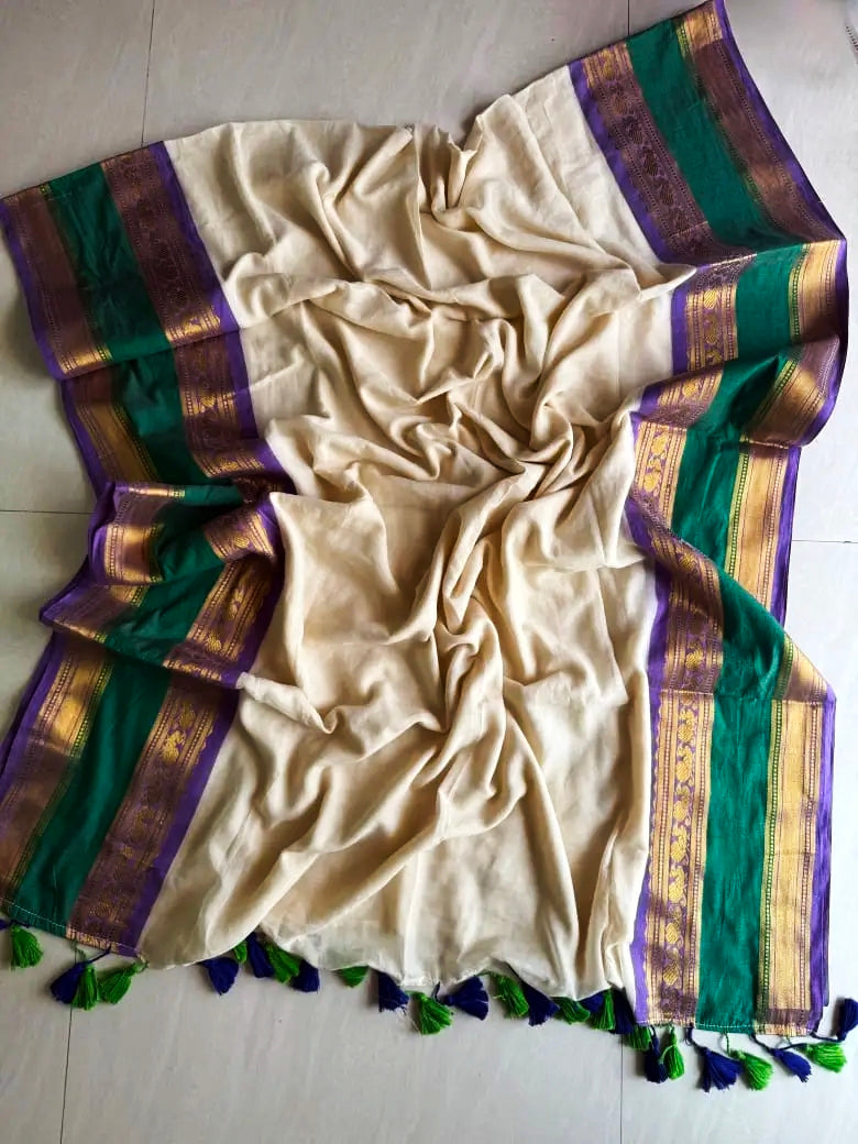 Mul cotton 120 courier zari boarder saree