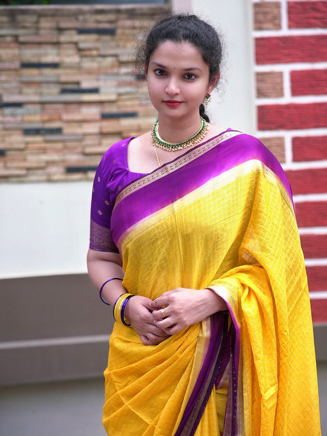 Chinnon weaving check saree with bentex boarder