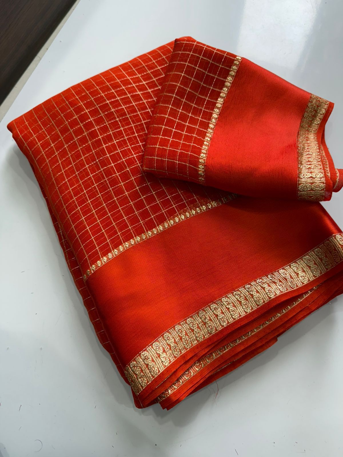 Viscose georgette vintage checks saree