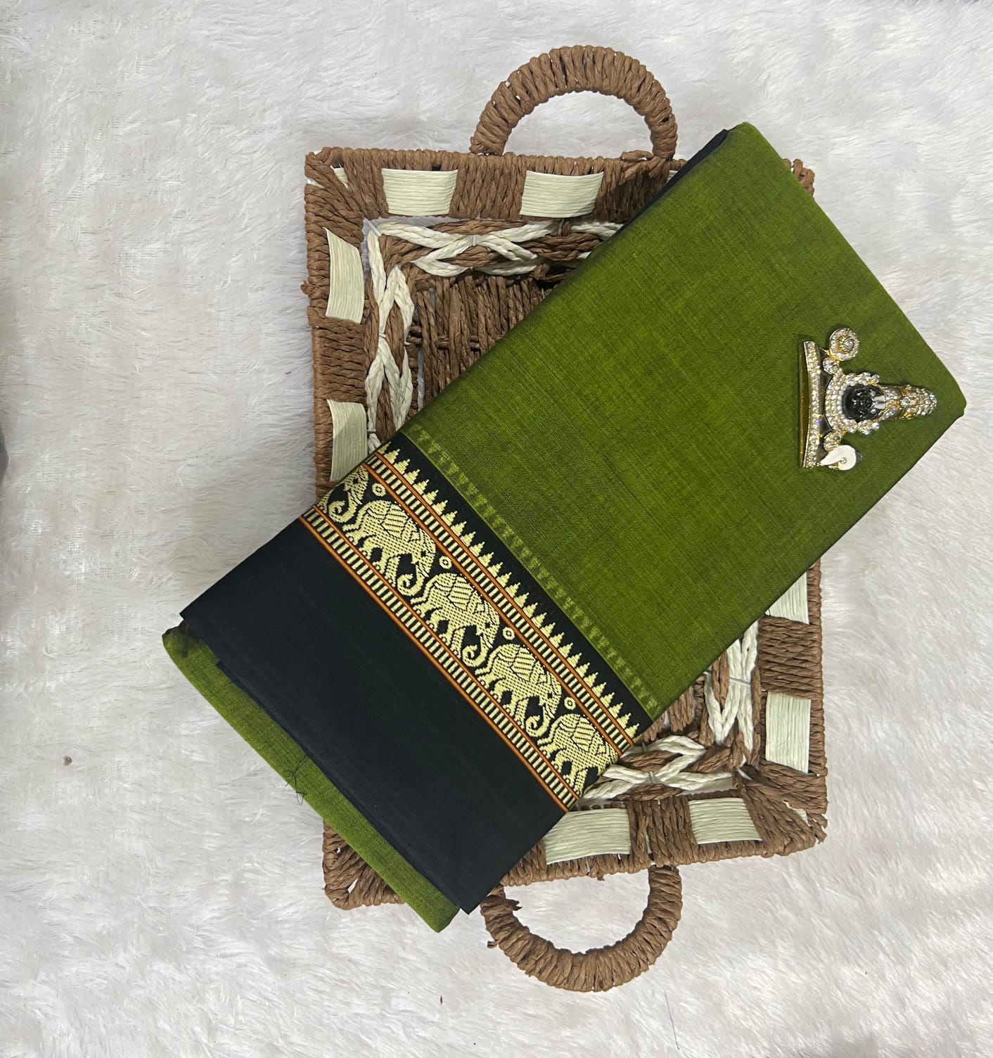 Narayanpeta Mercerised Cotton elephant gap boarder