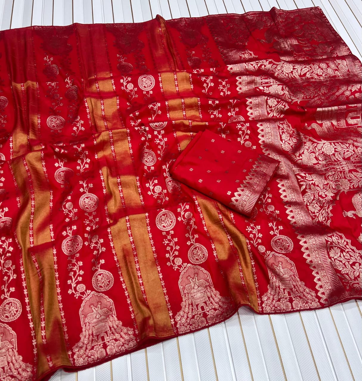 Kaddi viscose georgette tissue saree
