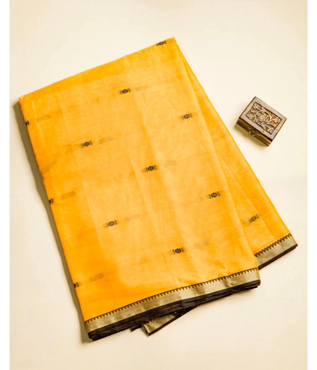 Narayanpeta Buttis temple boarder saree