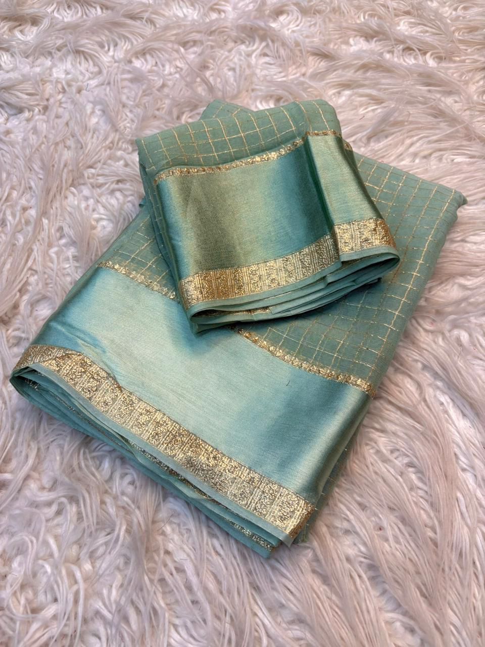 Viscose georgette vintage checks saree
