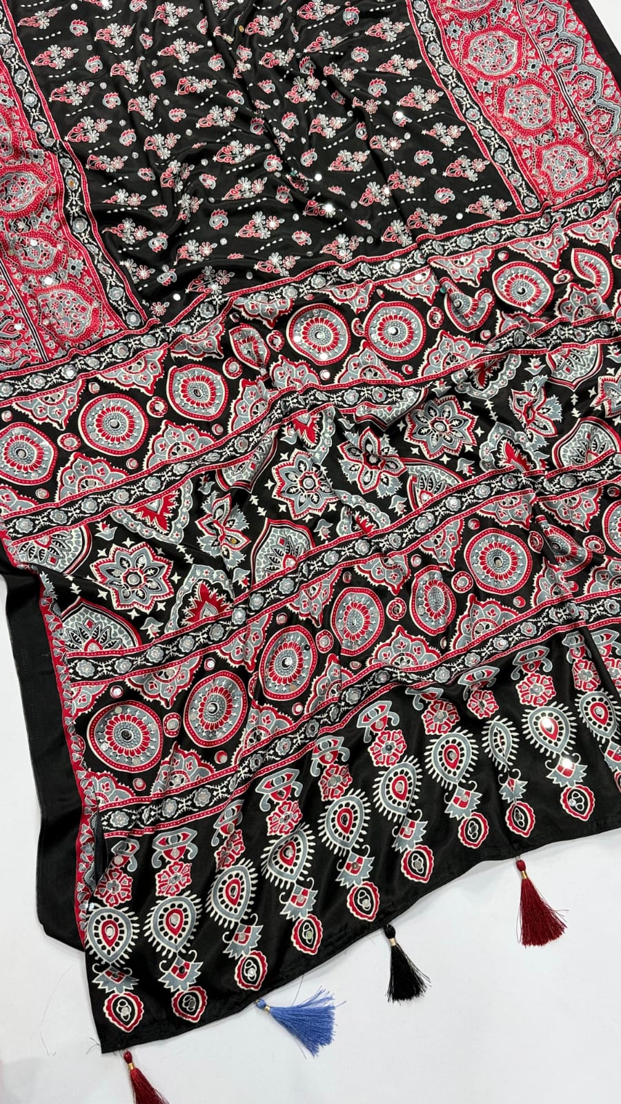 Ajrak mirror trending saree