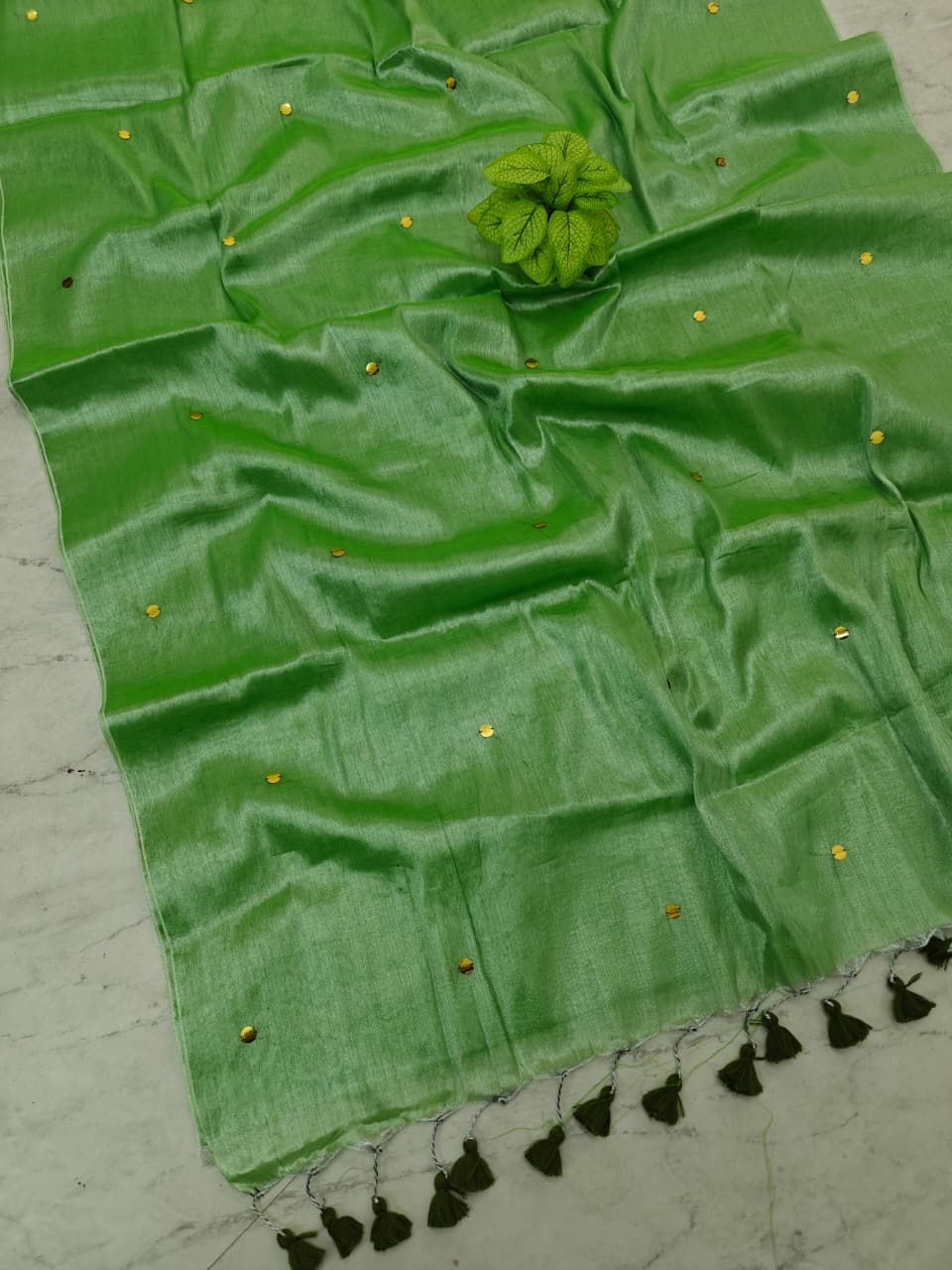 Raga tissue mul cotton saree