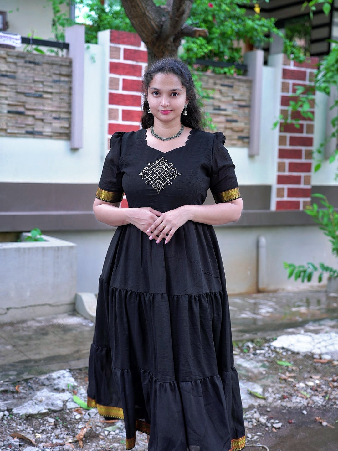 Vichitra silk kolam design 3 tiered maxi with zari boarder