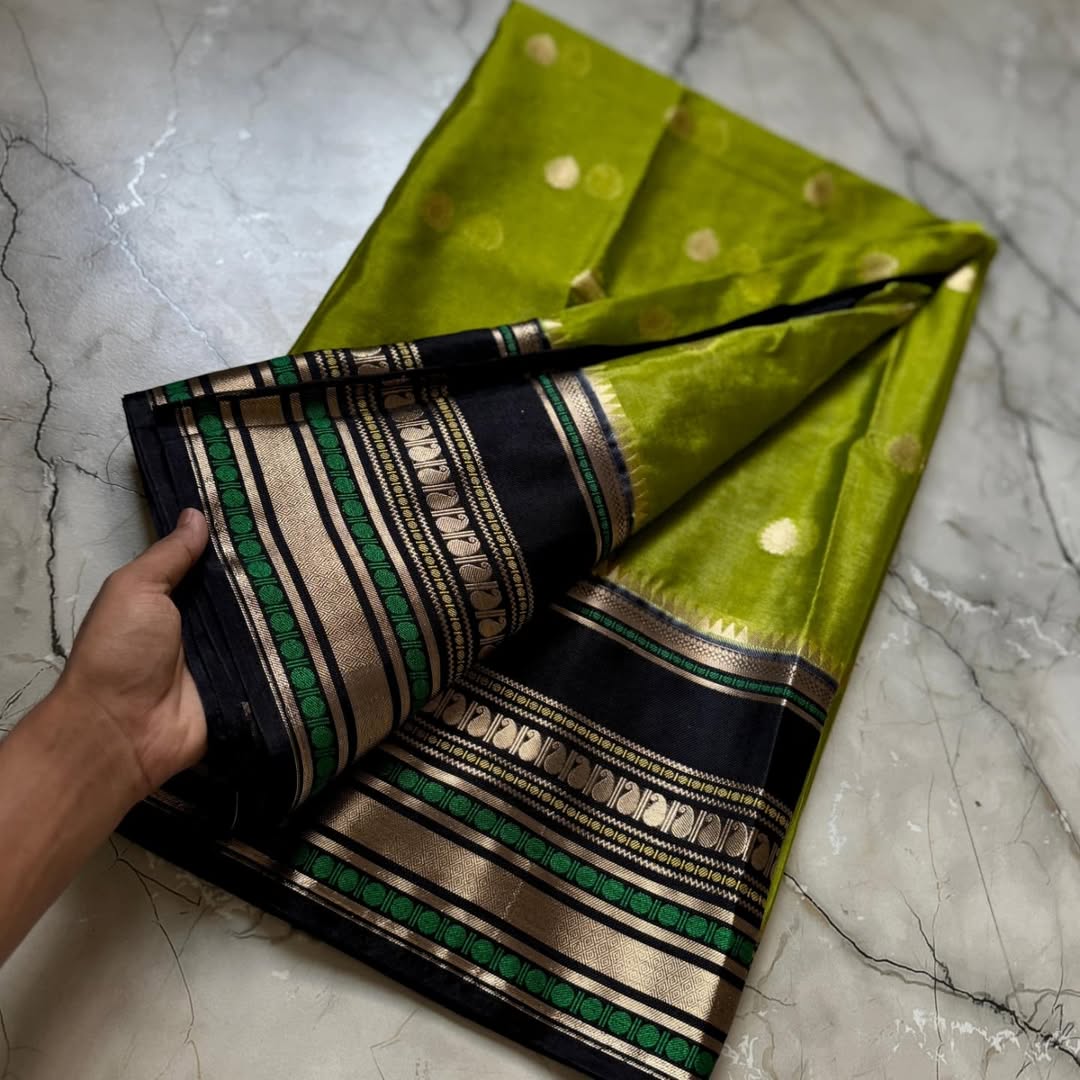Banarasi soft katan silk contrast boarder saree