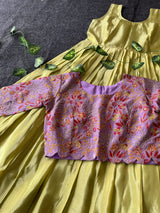 Tissue gown with Position work Coat