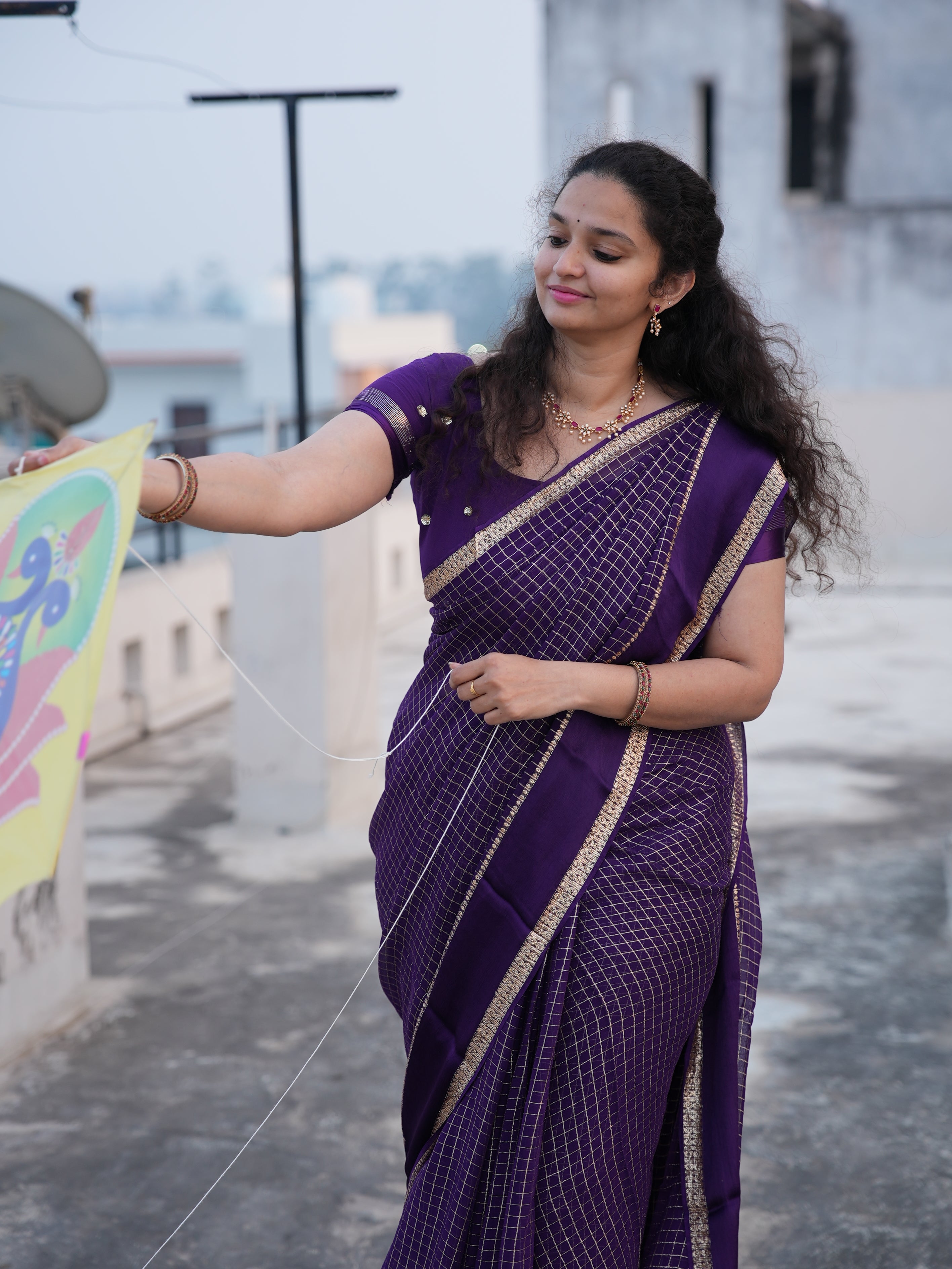 Viscose georgette vintage checks saree