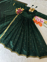 Tanuja inspired outfit