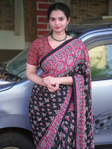 Ajrak mirror trending saree