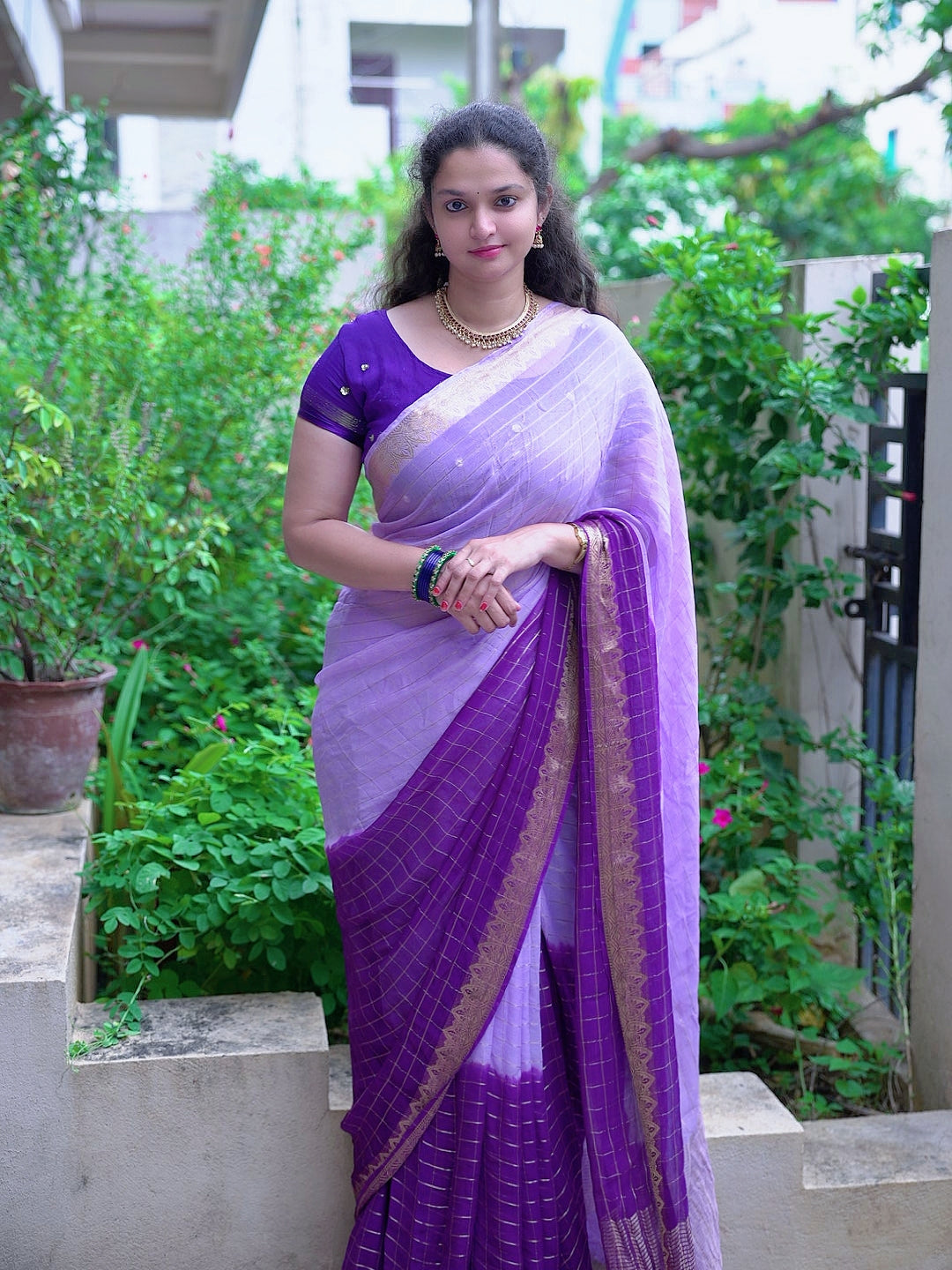 2 shaded viscose georgette checks saree