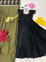 Beautiful maggam work gown and tissue dupatta