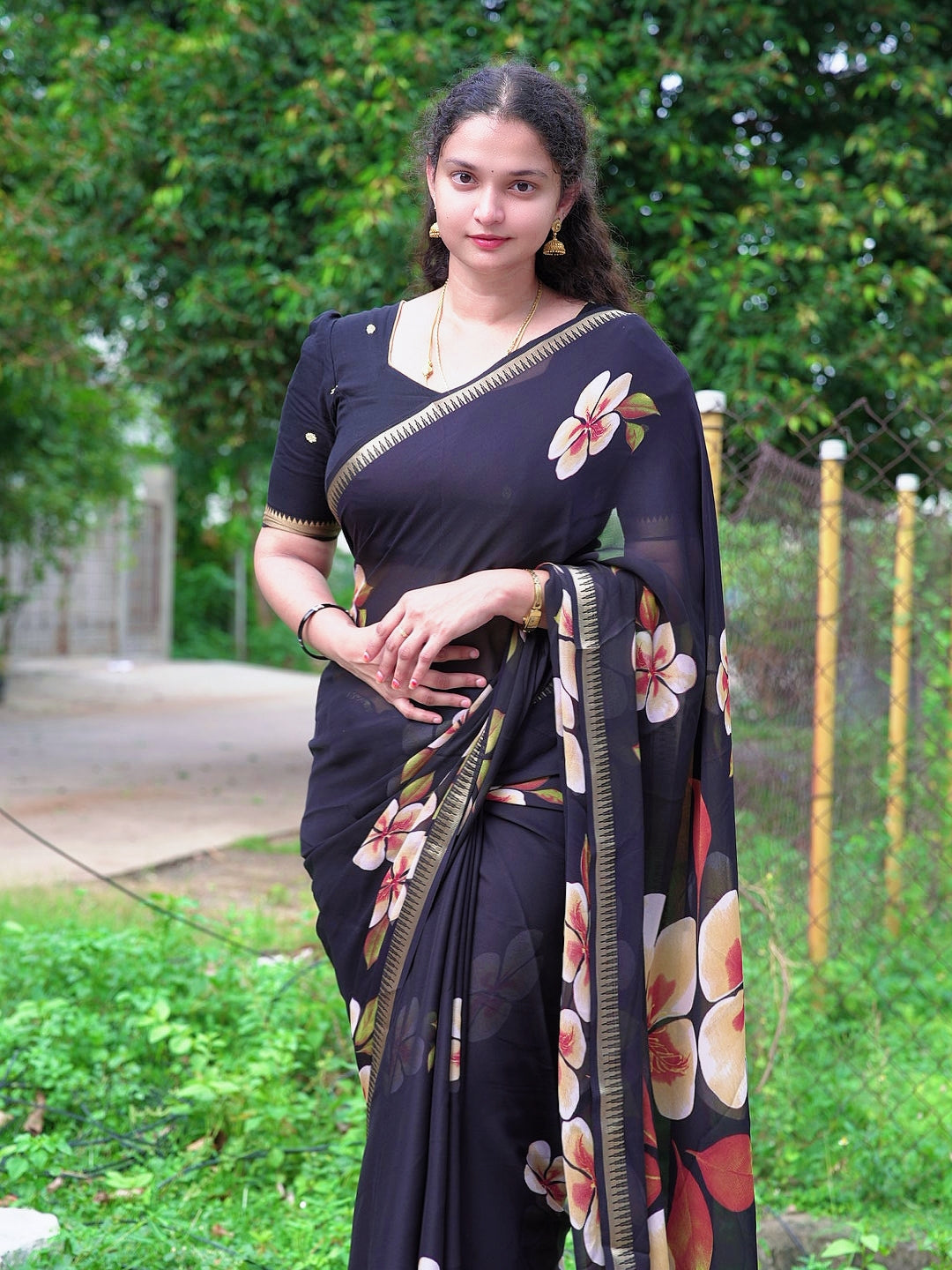 Soft marshmallow georgette floral saree