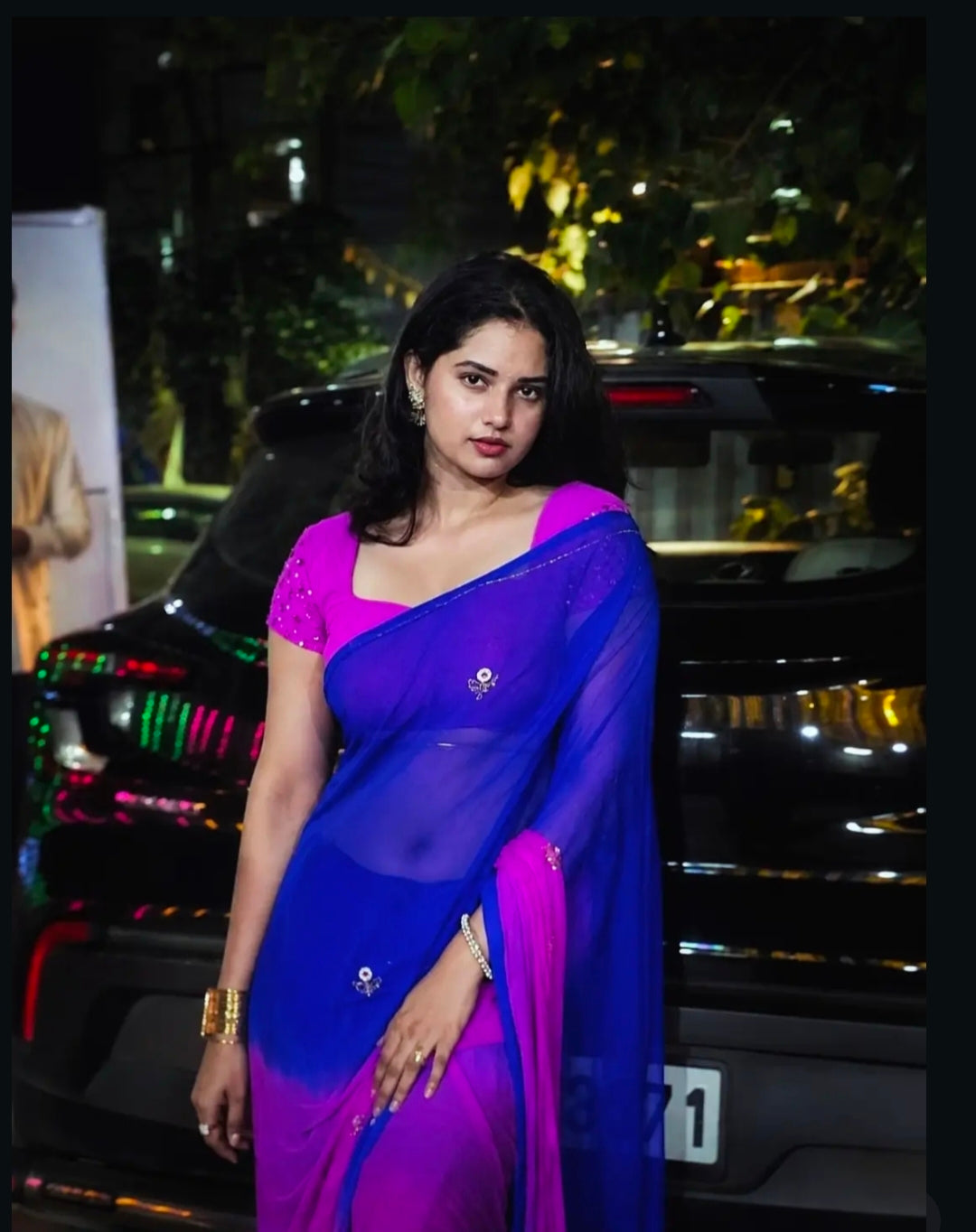 Chiffon floral buttis 2 shade saree